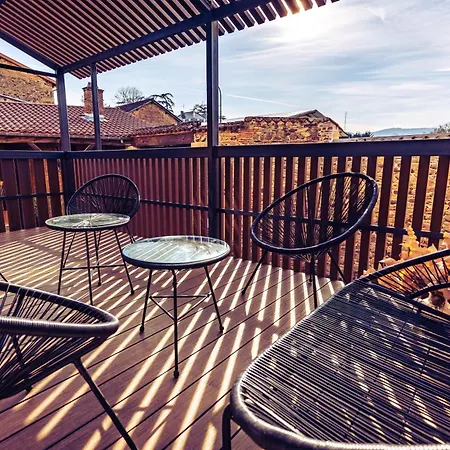 Les Larmes Du Soleil Appartement Blacé