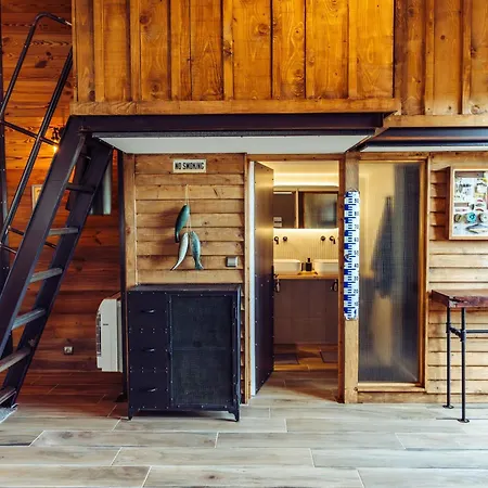 Les Larmes Du Soleil Apartment